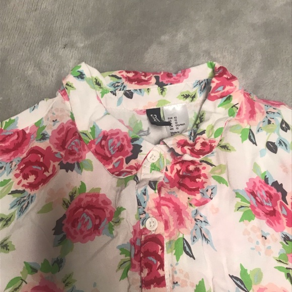 Floral Button-Up - Picture 4 of 4